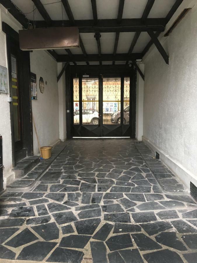 Hotel De Strasbourg Aulnay-sous-Bois Exterior foto